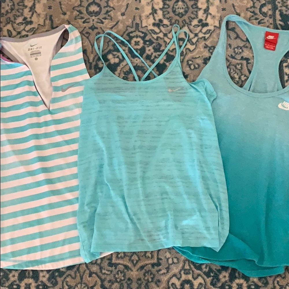 Nike tops bundle